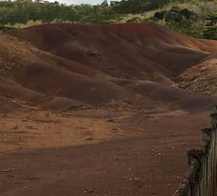 Siebenfarbige Erde / Terres des Sept Couleurs / Seven Colour