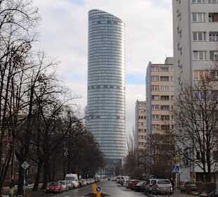 Sky Tower - widok od ul. Kruczej.
