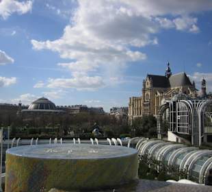 St. Eustache vom Shopping-Centre Les Halles aus