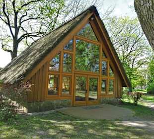 Schafstallkirche im Walter-Peters-Park