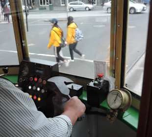 35 City Circle Tram ( kostenlos )