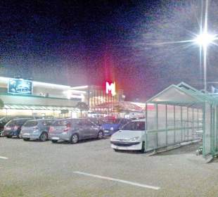 Centrum Handlowe M1 Marki