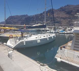 Der Hafen von Puerto de Santiago.