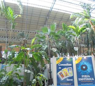 Zabytkowa stacja wewnątrz