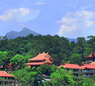 Truc Lam Yen Tu Buddhist Zen Monastery