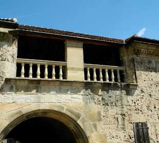 Wehrgang innerhalb der Mauer
