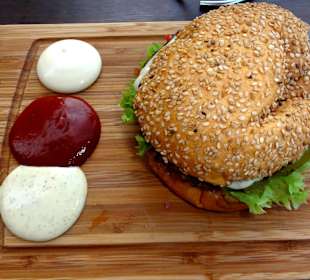 Der erstklassige Burger in der Brasserie Chapter