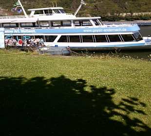 Das "Geysir-Schiff"