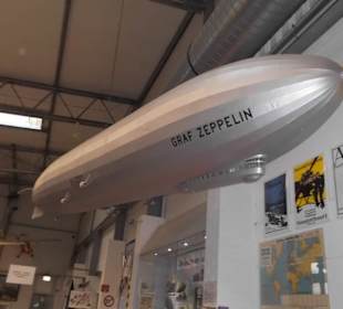 Auch Graf Zeppelin kommt zu Ehren.