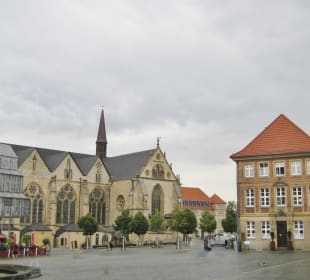 Blick ab dem Markt zum Domplatz
