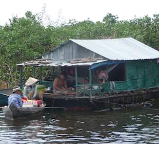 Am Ufer des Tonle Sap kurz vor Siem Reap