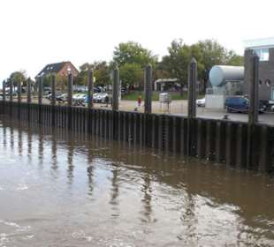 Der Hafen von Fedderwardersiel