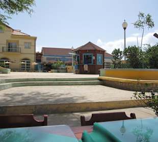 Marktplatz Santa Maria mit Telefonhäuschen