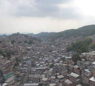 Über der Favela