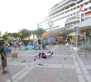 Straßenkünstler am Pier