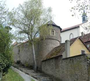 Entlang der Stadtbefestigung von Dettelbach