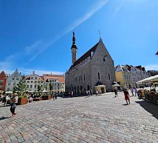 Rathaus und Rathausplatz