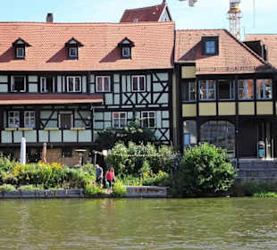 Die Häuser Klein-Venedigs am Ufer der Regnitz