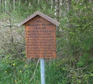 Wanderweg Kunst der kleinen Schritte
