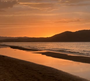 Strand am Abend Orpheas Resort - Adults Only