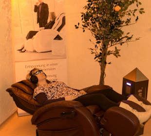 Einer von 4 brainLight Massagesesseln 