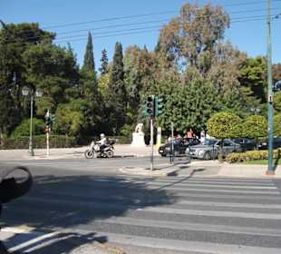 Vor dem Stadion