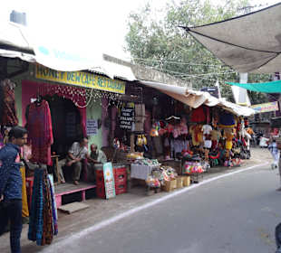 Auf dem Markt von Pushkar unterwegs