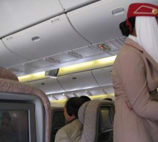 Stewardess / Emirates