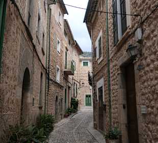 Unterwegs im kleinen Bergdorf Fornalutx