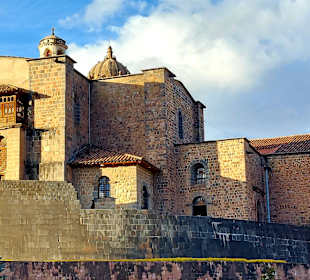 Iglesia y Convento Santo Domingo Qorikancha