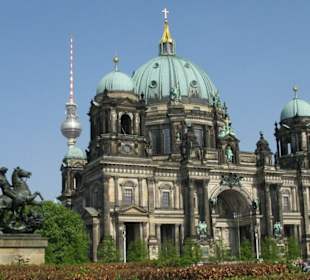 Dom, Funkturm, Reiterstandbild