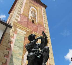 Denkmal für M. Klotz, Geigenbauer