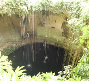 Cenote Chizen Itza
