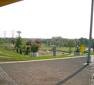 Blick über den größeren Teil des Neuland Parks