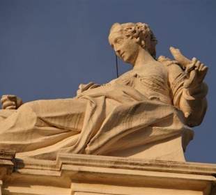 Statue des Schlosses