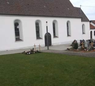 Kirche Santk Laurentius Aichelau