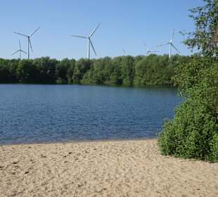 Der Strandbereich des Mahndorfer Sees