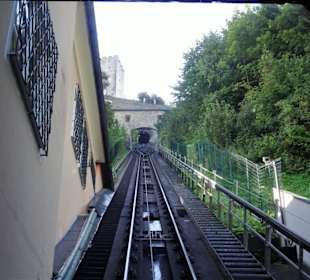 Blick auf den Schinenstrang der FestungsBahn