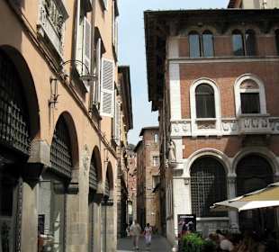Piazza dei Mercanti
