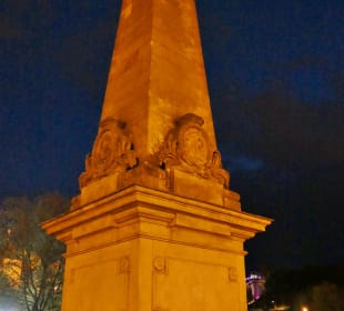 Am Abend beim Domplatz von Erfurt
