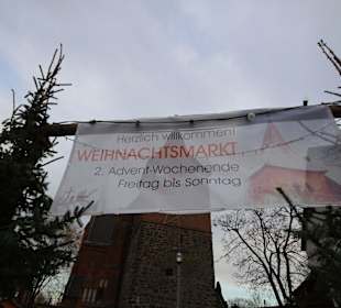 Weihnachtsmarkt um St. Elisabeth