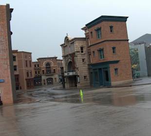 Negli studios sui set