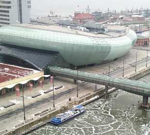 Klimahaus von außen bei Tag