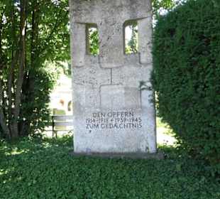 Gefeallenen Denkmal Öschingen