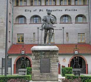 früheres "Alcazar-Hotel" 1888 erbaut