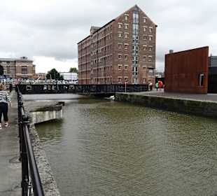 In den Docks