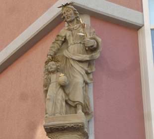 Hausfigur in Karlstadt am Main