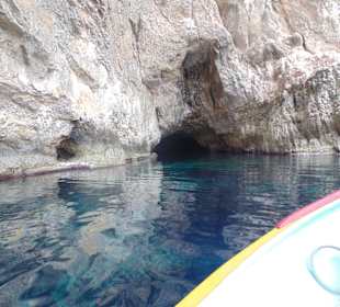 Jasknie Morskie Blue Grotto