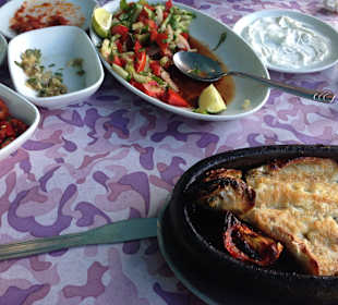 Lecker Forelle und ein paar Meze