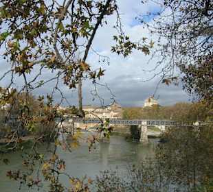 Lungotevere